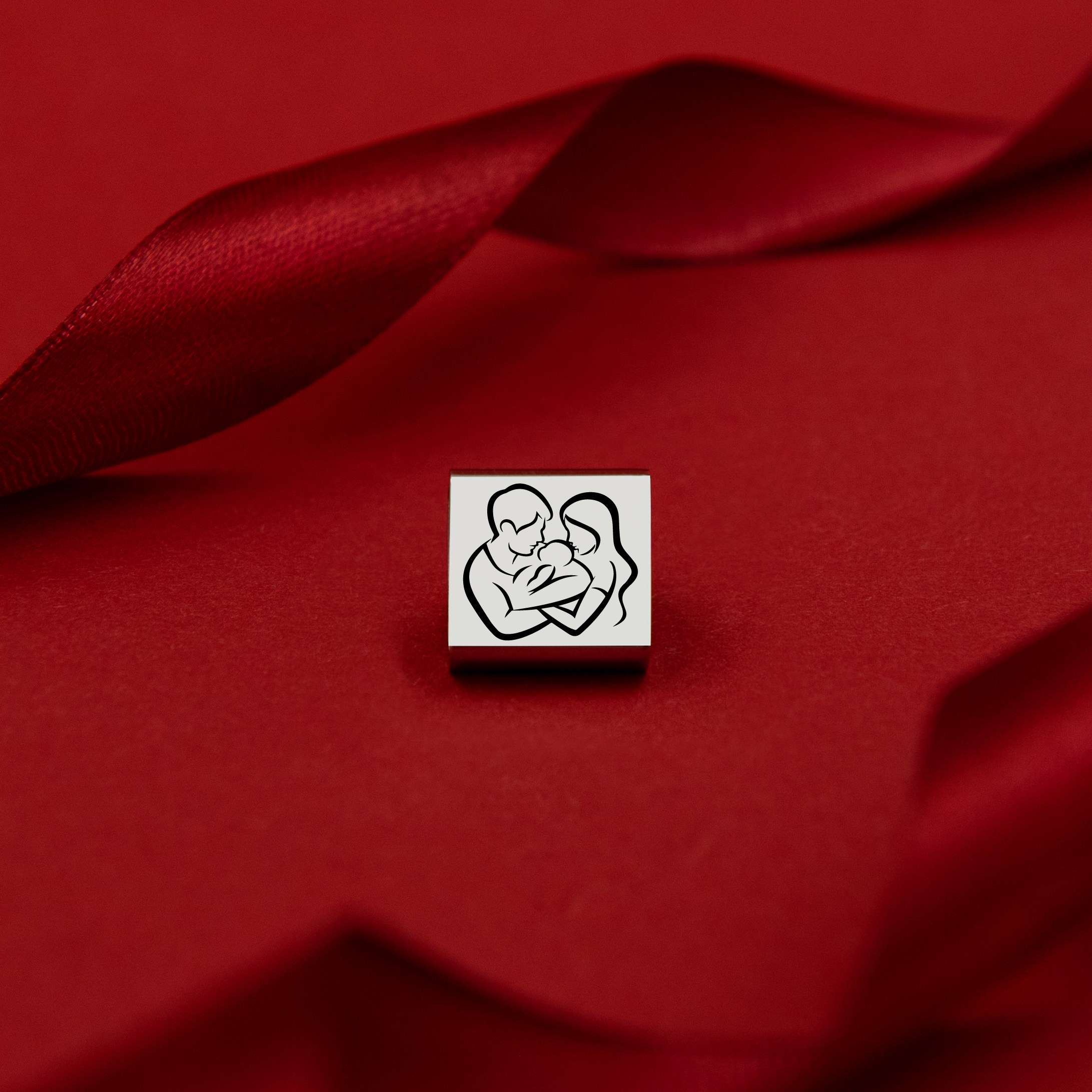 CHARM | Family - MILA CANTES