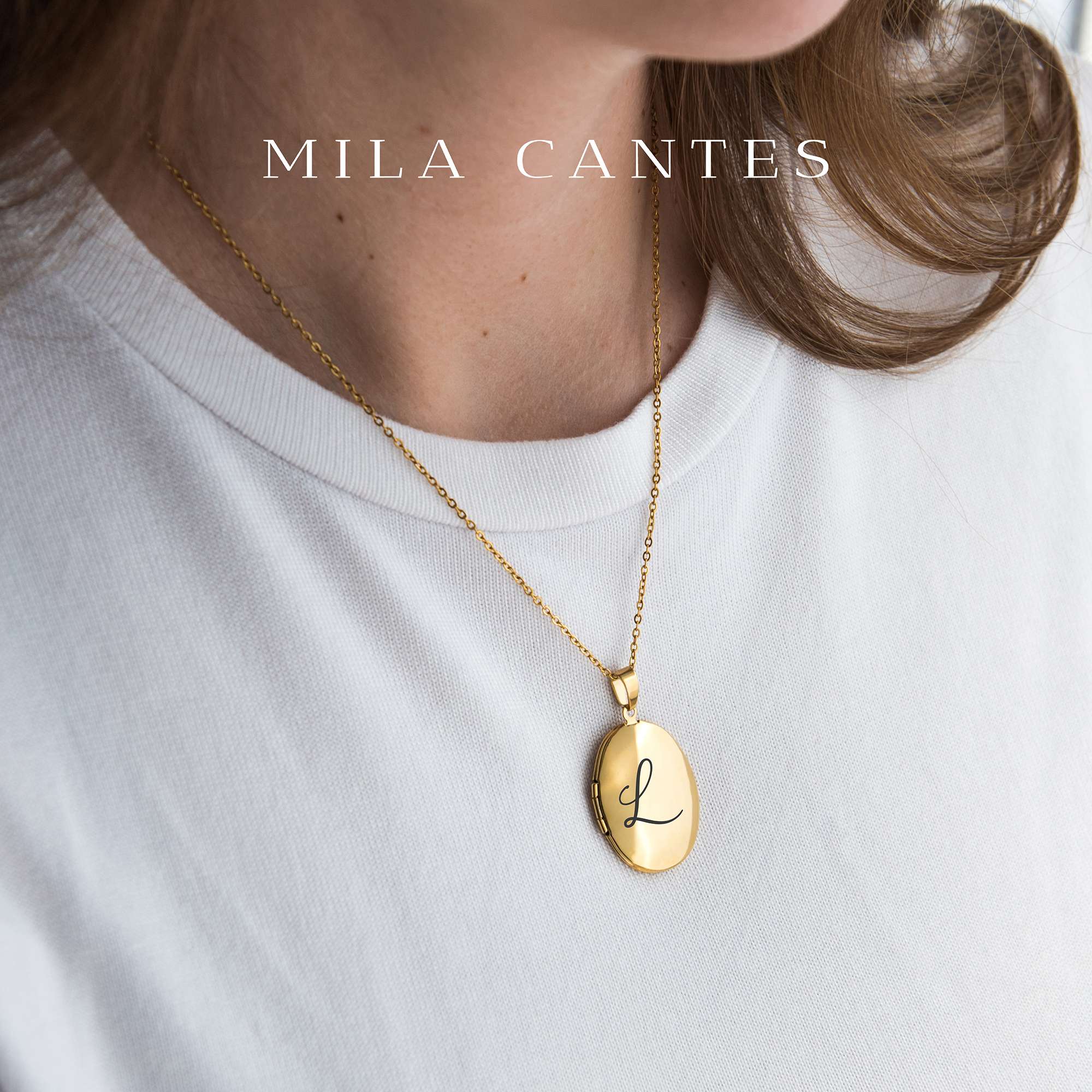 OVAL LOCKET | Baby Initial - MILA CANTES